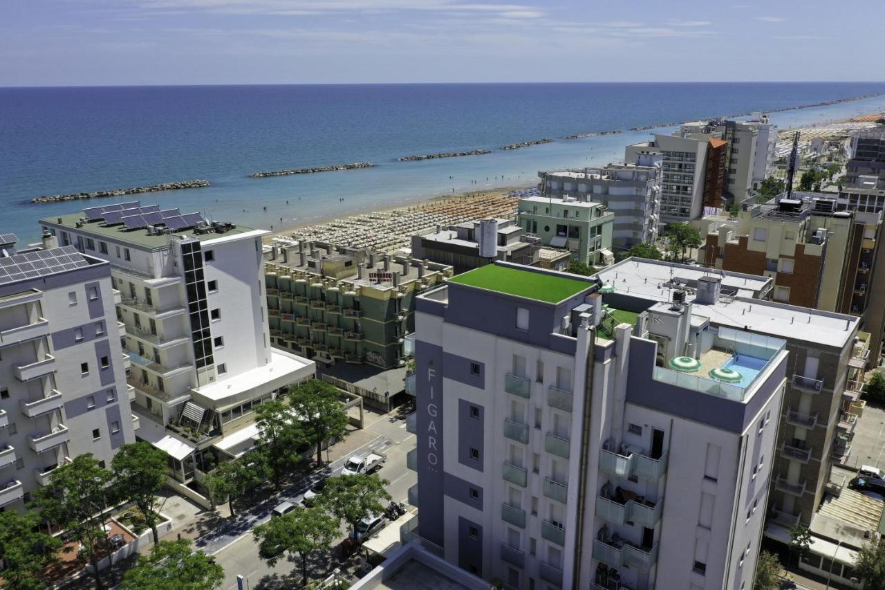 Amadei Hotel Figaro & Apartments Pesaro Exterior photo